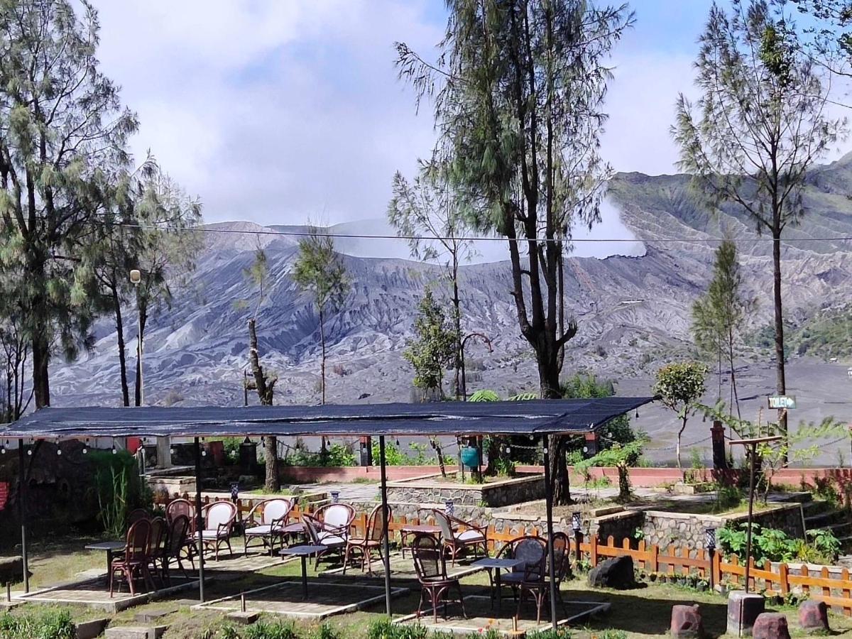 Bromo Permai 1 Hotel Exterior photo